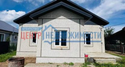 Купить дом 4-х комнатную, 110 кв. м. Фотография №1 Продам дом 4-х комнатный с общей площадью 110м2, г. Снт факел, Краснодарский край, Россия, агентство Центр-Недвижимости. Фотография №1