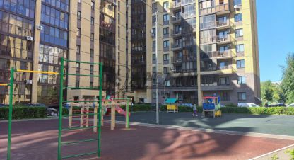 Купить квартиру, 28.9 кв. м. Фотография №1 Продам квартиру с общей площадью 28.9м2, 1/10 эт., на улице Рауиса Гареева, Приволжский район, г. Казань, Татарстан респ., Россия, агентство Арслан. Фотография №1