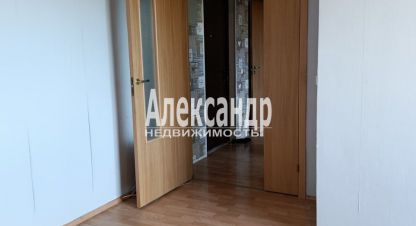 Продаётся 2-х комнатная квартира в г. Посёлок шушары. Фотография №6