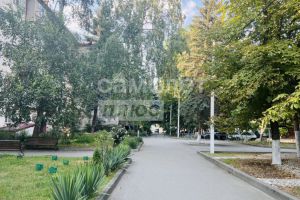 Продам квартиру 1 комнатную с общей площадью 28.7м2, 5/5 эт., на улице Ленина, г. Майский, Кабардино-Балкария респ., Россия, агентство Самолет Плюс Нальчик
