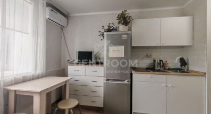 Продам квартиру с общей площадью 11.9м2, 8/9 эт., на улице Братьев Касимовых, г. Казань, Татарстан респ., Россия, агентство АН Centroom. Фотография №1