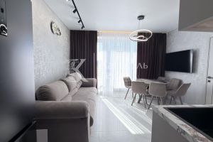 Продам квартиру 1 комнатную с общей площадью 39.39м2, 10/16 эт., на улице Комбинатская, г. Тюмень, Тюменская обл., Россия, агентство Капитель групп Продам квартиру 1 комнатную с общей площадью 39.39м2, 10/16 эт., на улице Комбинатская, г. Тюмень, Тюменская обл., Россия, агентство Капитель групп