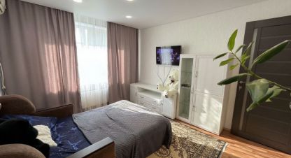 Купить квартиру 3-х комнатную, 75 кв. м. Фотография №1 Продам квартиру 3-х комнатную с общей площадью 75м2, 2/10 эт., на улице Им ленина пр-кт, Новый район, г. Волжский, Волгоградская обл., Россия, агентство Агентство недвижимости Партнёр. Фотография №1