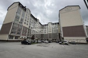 Продам квартиру 3-х комнатную с общей площадью 108.5м2, 1/11 эт., на улице Тлостанова, г. Нальчик, Кабардино-Балкария респ., Россия, агентство Самолет Плюс Нальчик Продам квартиру 3-х комнатную с общей площадью 108.5м2, 1/11 эт., на улице Тлостанова, г. Нальчик, Кабардино-Балкария респ., Россия, агентство Самолет Плюс Нальчик