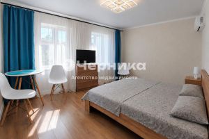 Продам квартиру 1 комнатную с общей площадью 31.7м2, 1/1 эт., на улице Крайнего, г. Пятигорск, Ставропольский край, Россия, агентство АН Черника Продам квартиру 1 комнатную с общей площадью 31.7м2, 1/1 эт., на улице Крайнего, г. Пятигорск, Ставропольский край, Россия, агентство АН Черника
