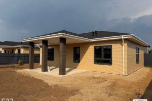 Продам дом 3-х комнатный с общей площадью 107м2, г. Свердловский, Московская обл., Россия, агентство ИП Рудешко И.А. Продам дом 3-х комнатный с общей площадью 107м2, г. Свердловский, Московская обл., Россия, агентство ИП Рудешко И.А.