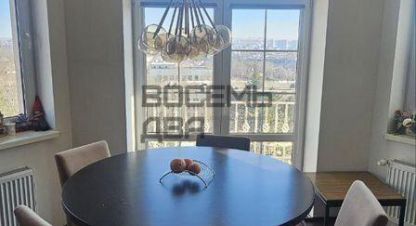 Купить квартиру 3-х комнатную, 85.3 кв. м. Фотография №1 Продам квартиру 3-х комнатную с общей площадью 85.3м2, 6/10 эт., на улице Донская, г. Симферополь , Крым авт. респ., Россия, агентство Восемь Два. Фотография №1