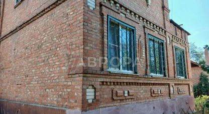Купить дом 5-ти комнатную, 78.5 кв. м. Фотография №1 Продам дом 5-ти комнатный с общей площадью 78.5м2, на улице Типографская, г. Ростов-на-Дону, Ростовская обл., Россия, агентство Аврора. Фотография №1