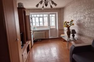 Продам квартиру 3-х комнатную с общей площадью 61м2, 5/5 эт., на улице 50 лет влксм, Левый берег район, г. Усть-Илимск, Иркутская обл., Россия, агентство Агентство Недвижимости "ЖФ-Илим"