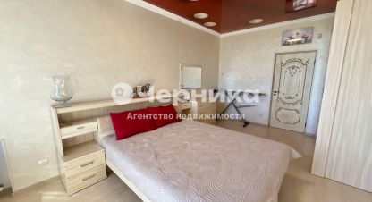 Купить квартиру 3-х комнатную, 76 кв. м. Фотография №1 Продам квартиру 3-х комнатную с общей площадью 76м2, 5/5 эт., на улице Малая садовая, г. Ессентуки, Ставропольский край, Россия, агентство АН Черника. Фотография №1