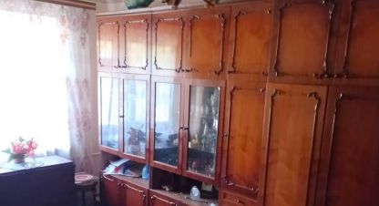 Купить квартиру 1 комнатную, 33.1 кв. м. Фотография №1 Продам квартиру 1 комнатную с общей площадью 33.1м2, 1/4 эт., на улице Ленина пр-кт, г. Новошахтинск, Ростовская обл., Россия, агентство АН Черника. Фотография №1