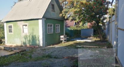 Купить коттедж/дачу 1 комнатную, 16 кв. м. Фотография №1 Продам коттедж/дачу 1 комнатную с общей площадью 16м2, на улице Тер снтсн строитель-1 сад, г. Магнитогорск, Челябинская обл., Россия, агентство РиоЛюкс. Фотография №1