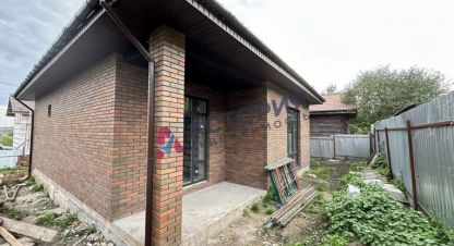 Продам дом 2-х комнатный с общей площадью 70м2, на улице Приупская, Пролетарский район, г. Тула, Тульская обл., Россия, агентство АН Астория. Фотография №1