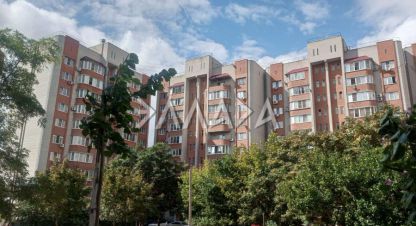Продам квартиру 1 комнатную с общей площадью 40м2, 3/10 эт., на улице Лелюшенко, Первомайский район, г. Ростов-на-Дону, Ростовская обл., Россия, агентство Риэлторская компания Эллада. Фотография №1