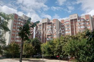 Продам квартиру 1 комнатную с общей площадью 40м2, 3/10 эт., на улице Лелюшенко, Первомайский район, г. Ростов-на-Дону, Ростовская обл., Россия, агентство Риэлторская компания "Эллада" Продам квартиру 1 комнатную с общей площадью 40м2, 3/10 эт., на улице Лелюшенко, Первомайский район, г. Ростов-на-Дону, Ростовская обл., Россия, агентство Риэлторская компания "Эллада"