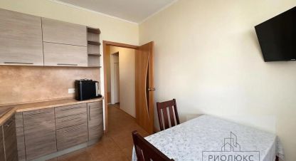 Купить квартиру 2-х комнатную, 57 кв. м., Россия, г. Магнитогорск. Фотография №8