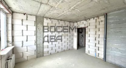 Продаётся 1 комнатная квартира в г. Мирное . Фотография №6