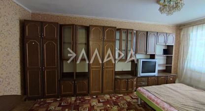 Сдам квартиру 1 комнатную с общей площадью 30м2, 7/9 эт., на улице Миронова, г. Ростов-на-Дону, Ростовская обл., Россия, агентство Риэлторская компания Эллада. Фотография №1