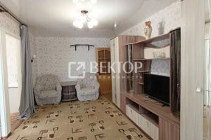 Продам квартиру 3-х комнатную с общей площадью 49.7м2, 4/5 эт., на улице 2, г. Посёлок молодёжный, Костромская обл., Россия, агентство Вектор Продам квартиру 3-х комнатную с общей площадью 49.7м2, 4/5 эт., на улице 2, г. Посёлок молодёжный, Костромская обл., Россия, агентство Вектор
