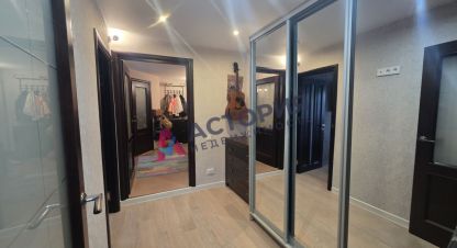 Купить квартиру 3-х комнатную, 54 кв. м. Фотография №1 Продам квартиру 3-х комнатную с общей площадью 54м2, 1/5 эт., на улице 8-й мясново пр-д, Привокзальный район, г. Тула, Тульская обл., Россия, агентство АН Астория. Фотография №1