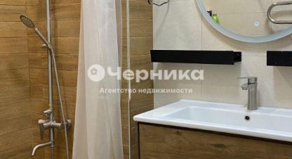 Снять квартиру 3-х комнатную, 100 кв. м., Россия, г. Каменск-Шахтинский. Фотография №10