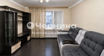 Купить квартиру 2-х комнатную, 47 кв. м. Фотография №1 Продам квартиру 2-х комнатную с общей площадью 47м2, 1/8 эт., на улице Адмиральского, г. Пятигорск, Ставропольский край, Россия, агентство АН Черника. Фотография №1