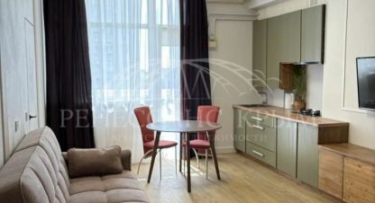 Купить квартиру 2-х комнатную, 86 кв. м. Фотография №1 Продам квартиру 2-х комнатную с общей площадью 86м2, 5/10 эт., на улице Николая музыки, г. Севастополь, Крым авт. респ., Россия, агентство ООО Ренессанс Крым. Фотография №1