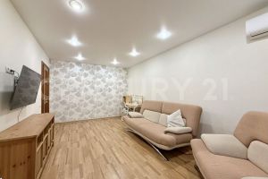 Продам квартиру 2-х комнатную с общей площадью 72.5м2, 3/5 эт., на улице Винокурова ул, г. Новочебоксарск, Чувашия респ., Россия, агентство CENTURY 21 Россия Продам квартиру 2-х комнатную с общей площадью 72.5м2, 3/5 эт., на улице Винокурова ул, г. Новочебоксарск, Чувашия респ., Россия, агентство CENTURY 21 Россия