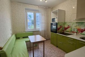 Продам квартиру 1 комнатную с общей площадью 40.4м2, 3/10 эт., на улице Белопольского, г. Пок красное поле, Челябинская обл., Россия, агентство РиоЛюкс