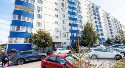 Продам квартиру 2-х комнатную с общей площадью 58.7м2, 2/10 эт., на улице Зеленый лог, г. Магнитогорск, Челябинская обл., Россия, агентство РиоЛюкс. Фотография №1