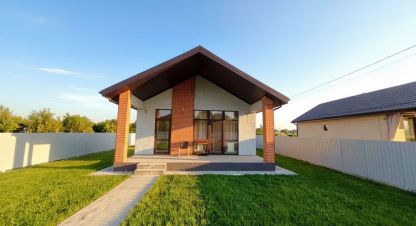 Купить дом 3-х комнатную, 122 кв. м. Фотография №1 Продам дом 3-х комнатный с общей площадью 122м2, на улице Солнечная, г. Урожайное (хутор черников) снт, Краснодарский край, Россия, агентство Аурус-Риэлт. Фотография №1