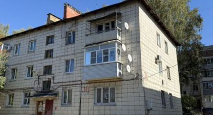 Продам квартиру 2-х комнатную с общей площадью 40.7м2, 3/3 эт., на улице 2-я загородная, г. Кострома, Костромская обл., Россия, агентство Вектор. Фотография №1