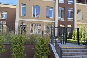Сдам офисное помещение с общей площадью 79м2, на улице Чорновола вячеслава ул., г. Бровары , Киевская обл., Украина, агентство Aspo.biz Сдам офисное помещение с общей площадью 79м2, на улице Чорновола вячеслава ул., г. Бровары , Киевская обл., Украина, агентство Aspo.biz