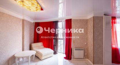 Купить квартиру 2-х комнатную, 84.7 кв. м. Фотография №1 Продам квартиру 2-х комнатную с общей площадью 84.7м2, 8/9 эт., на улице Оранжерейная, г. Пятигорск, Ставропольский край, Россия, агентство АН Черника. Фотография №1