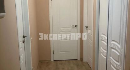 Купить квартиру на улице Крымской весны г. Мирное . Фотография №5