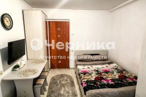 Продам квартиру 1 комнатную с общей площадью 16.7м2, 2/5 эт., на улице Ермолова, г. Пятигорск, Ставропольский край, Россия, агентство АН Черника