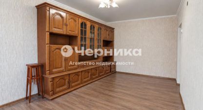 Продам квартиру 1 комнатную с общей площадью 30.7м2, 2/5 эт., на улице Кирова, г. Кисловодск, Ставропольский край, Россия, агентство АН Черника. Фотография №1