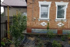 Продам дом 2-х комнатный с общей площадью 34.6м2, на улице Большевиков, г. Грайворон, Белгородская обл., Россия, агентство CENTURY 21 Россия