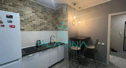 Снять квартиру 1 комнатную, 48 кв. м. Фотография №1 Сдам квартиру 1 комнатную с общей площадью 48м2, 13/19 эт., на улице Павлюхина, г. Казань, Татарстан респ., Россия, агентство Платина. Фотография №1