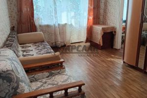 Сдам квартиру 2-х комнатную с общей площадью 45м2, 5/5 эт., на улице Исаева, г. Казань, Татарстан респ., Россия, агентство Арслан Сдам квартиру 2-х комнатную с общей площадью 45м2, 5/5 эт., на улице Исаева, г. Казань, Татарстан респ., Россия, агентство Арслан