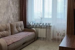 Продам квартиру 1 комнатную с общей площадью 33.3м2, 8/9 эт., на улице Адоратского, г. Казань, Татарстан респ., Россия, агентство Арслан Продам квартиру 1 комнатную с общей площадью 33.3м2, 8/9 эт., на улице Адоратского, г. Казань, Татарстан респ., Россия, агентство Арслан