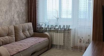Купить квартиру 1 комнатную, 33.3 кв. м. Фотография №1 Продам квартиру 1 комнатную с общей площадью 33.3м2, 8/9 эт., на улице Адоратского, г. Казань, Татарстан респ., Россия, агентство Арслан. Фотография №1
