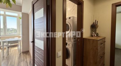 Купить квартиру 1 комнатную, 35 кв. м. Фотография №8 Купить квартиру 1 комнатную, 35 кв. м., Россия, г. Симферополь . Фотография №8