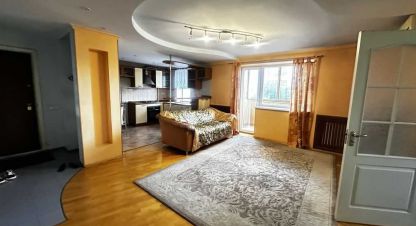 Купить квартиру 3-х комнатную, 80 кв. м. Фотография №1 Продам квартиру 3-х комнатную с общей площадью 80м2, 2/9 эт., на улице Новая, г. Борисполь , Киевская обл., Украина, агентство Aspo.biz. Фотография №1