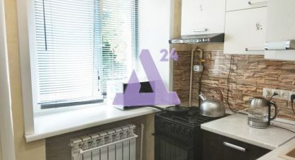 Купить квартиру 2-х комнатную, 40.6 кв. м. Фотография №1 Продам квартиру 2-х комнатную с общей площадью 40.6м2, 2/5 эт., на улице Молодежная, г. Песьянка, Пермский край, Россия, агентство АН Династия 24. Фотография №1