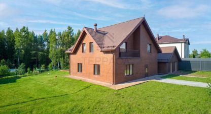 Купить дом 5-ти комнатную, 200 кв. м. Фотография №1 Продам дом 5-ти комнатный с общей площадью 200м2, на улице Дачный, г. Днп новые дубки, Ленинградская обл., Россия, агентство ТЕРРАСА. Фотография №1
