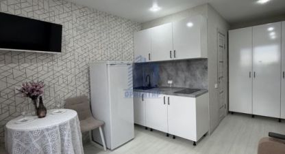 Купить квартиру 1 комнатную, 24 кв. м. Фотография №1 Продам квартиру 1 комнатную с общей площадью 24м2, 3/9 эт., на улице Эгерский бульвар, г. Чебоксары, Чувашия респ., Россия, агентство Агентство недвижимости Ориентир. Фотография №1