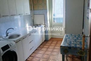 Продам квартиру 3-х комнатную с общей площадью 64м2, 1/5 эт., на улице Буачидзе, г. Ессентуки, Ставропольский край, Россия, агентство АН Черника
