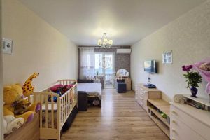 Продам квартиру 1 комнатную с общей площадью 33.4м2, 2/3 эт., на улице Милославська вул, Деснянский район, г. Киев, Киев, Украина, агентство Aspo.biz Продам квартиру 1 комнатную с общей площадью 33.4м2, 2/3 эт., на улице Милославська вул, Деснянский район, г. Киев, Киев, Украина, агентство Aspo.biz