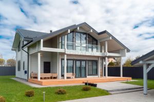 Продам дом 5-ти комнатный с общей площадью 265м2, на улице Цветочная, г. Кузнецы, Ленинградская обл., Россия, агентство ТЕРРАСА
